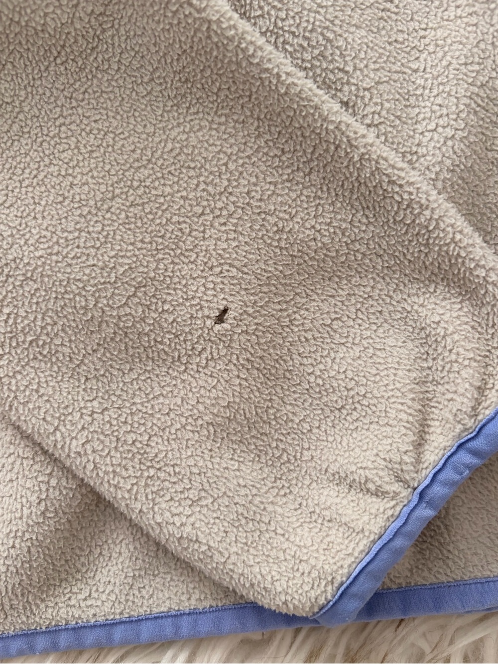 Patagonia Women's Beige Fleece Pullover - Picture 4 of 4